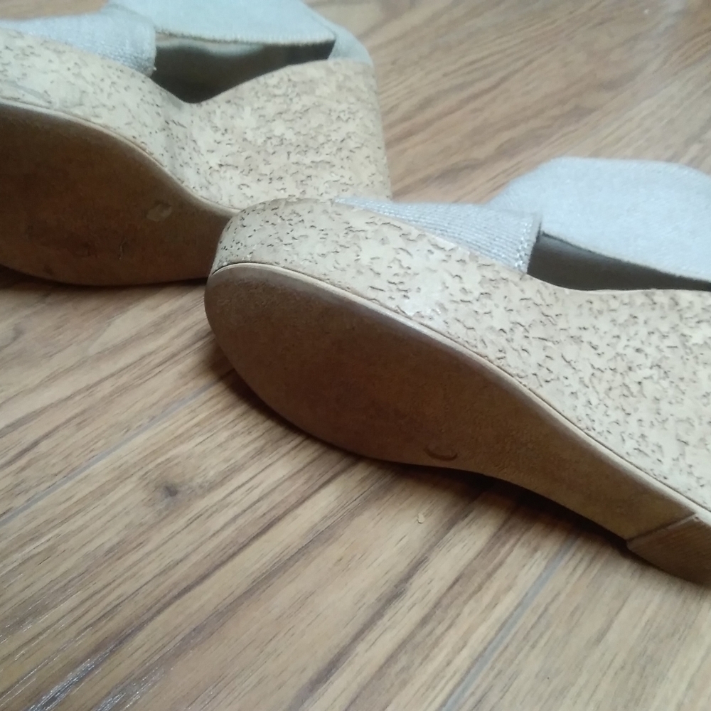 3/15$ Joe Brown's sandals platforms - Picture 5 of 7
